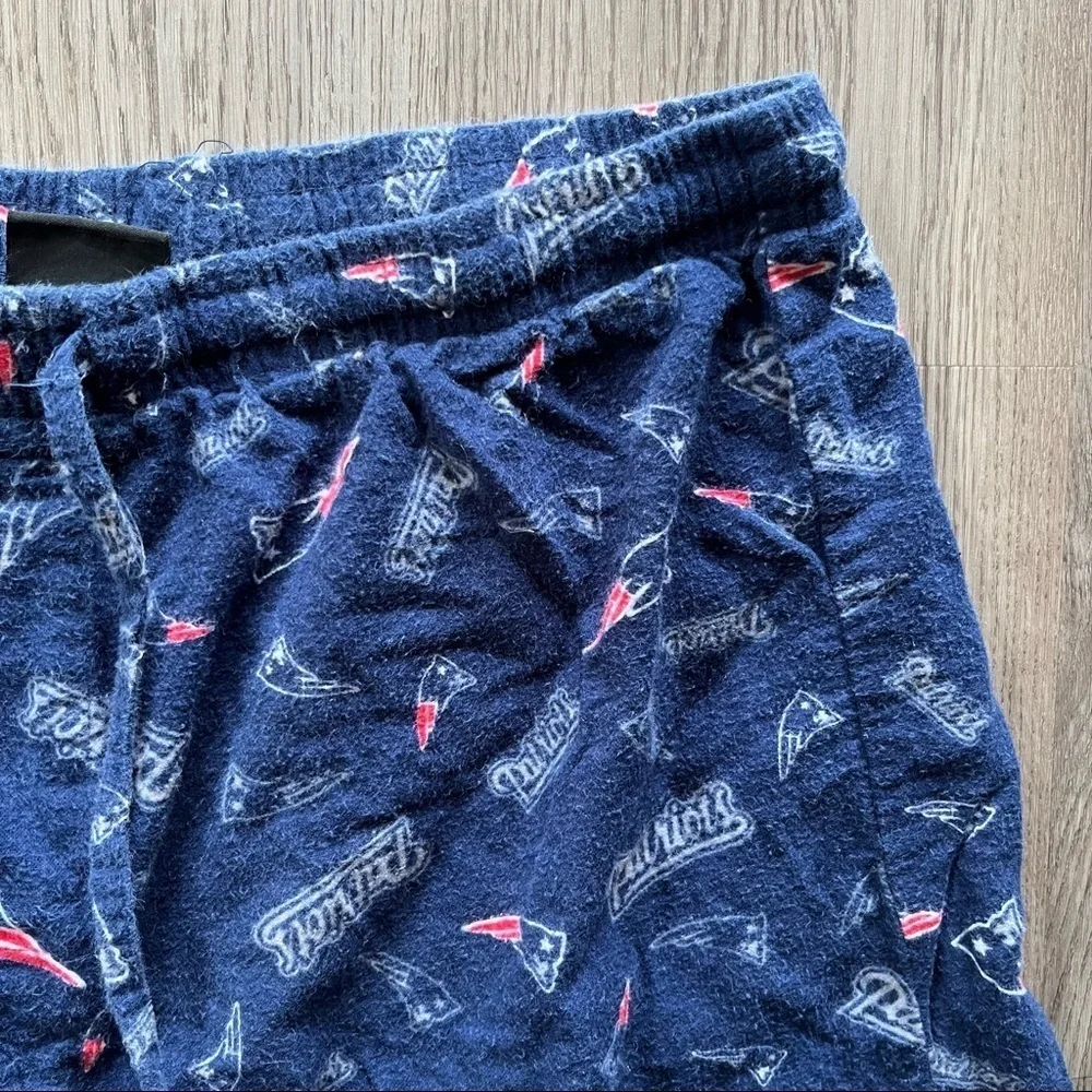 NFL Team Apparel New England Patriots Long Cotton Pajama Pants w/ Drawstrings